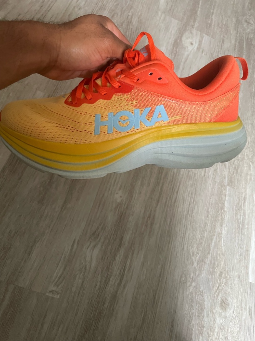 Hoka One Orange Yellow W Bondi 8 PBAY